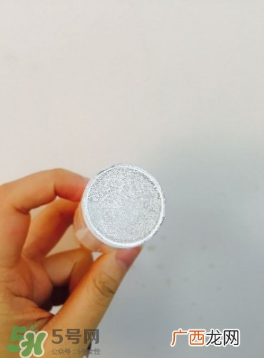 倩碧鲜活维c体验装怎么用?倩碧鲜活维c体验装使用方法