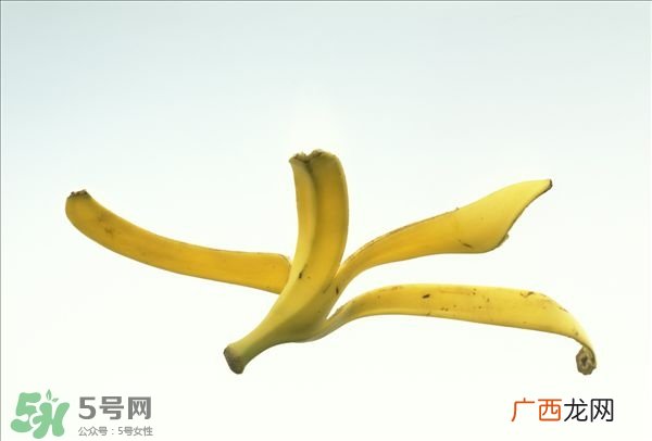 香蕉皮的功效与作用 香蕉皮的妙用