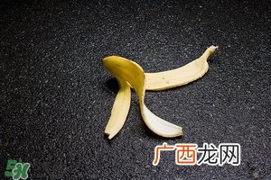 香蕉皮的功效与作用 香蕉皮的妙用