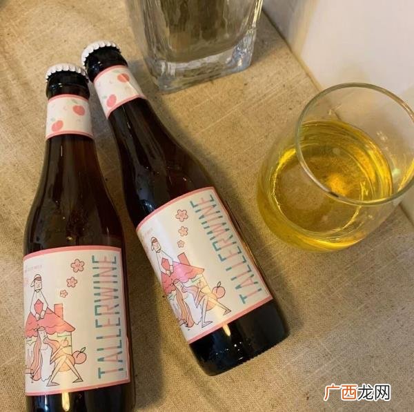 爱情的句子唯美短句八字以内，八字温柔爱情短句