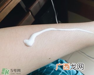 香蕉船防晒霜保质期多久?香蕉船防晒霜生产日期怎么看?