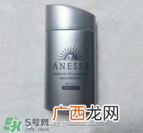 安耐晒银瓶要卸妆吗 安耐晒银瓶用什么卸妆