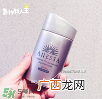 安耐晒银瓶要卸妆吗 安耐晒银瓶用什么卸妆