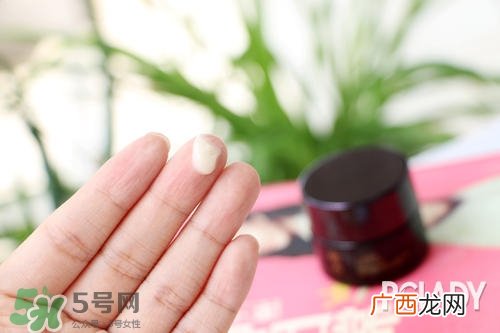 羽西人参塑颜御颜修护眼霜 羽西人参眼霜好用吗