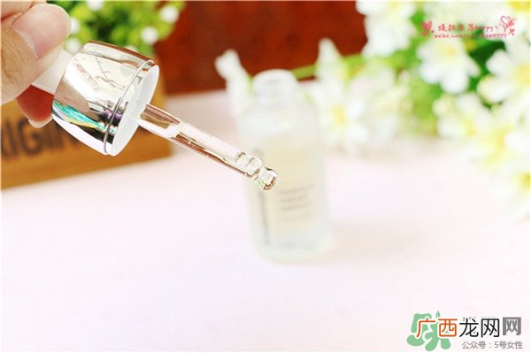 cnp蜂胶活力安瓶怎么用?cnp蜂胶活力安瓶使用方法