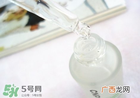 cnp舒缓保湿安瓶怎么用?cnp舒缓保湿安瓶使用方法