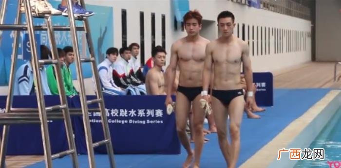 邓伦黄子韬，邓伦、黄子韬、谷嘉诚、赖冠霖谁将成十一月男友