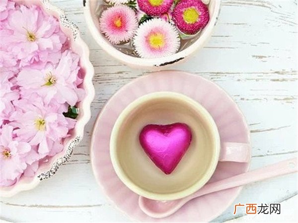 分手的句子说说心情长点的、想分手的说说带图片带字