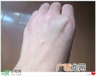 美康粉黛六胜肽回春膏怎么样？美康粉黛六胜肽回春膏有激素吗？