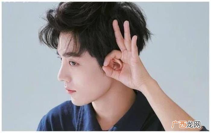 肖战的快手,肖战的第一条抖音vs周杰伦的第一条快手