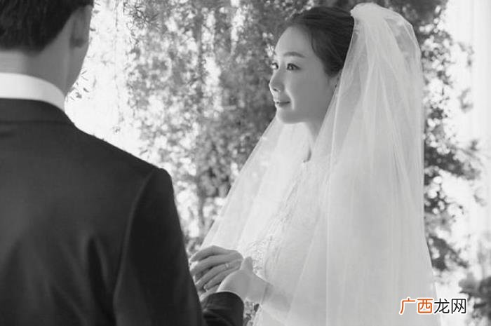 崔智友丈夫，媒体曝崔智友小9岁丈夫是红牌牛郎