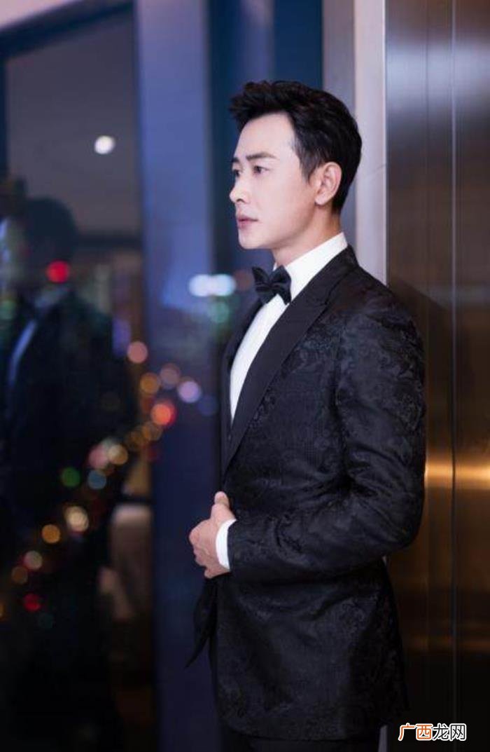 罗晋的身高，身高1米81的罗晋穿西装真的好帅