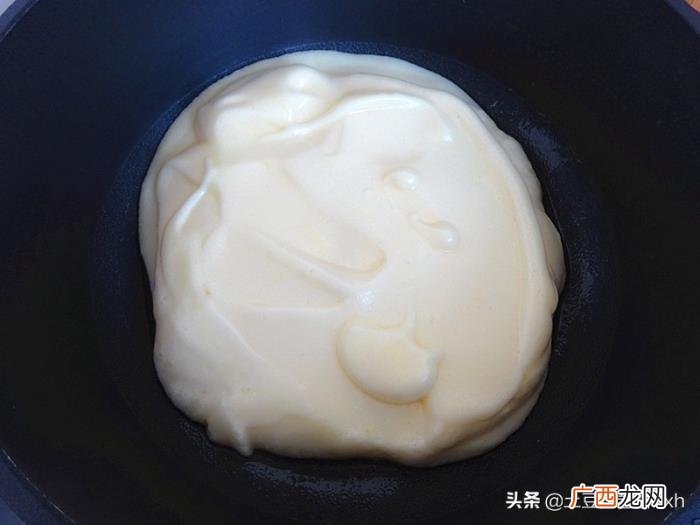 舒芙蕾蛋糕,平底锅就能完成的、入口即化的舒芙蕾式蛋糕