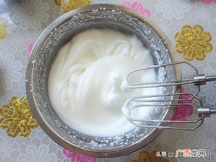 舒芙蕾蛋糕,平底锅就能完成的、入口即化的舒芙蕾式蛋糕