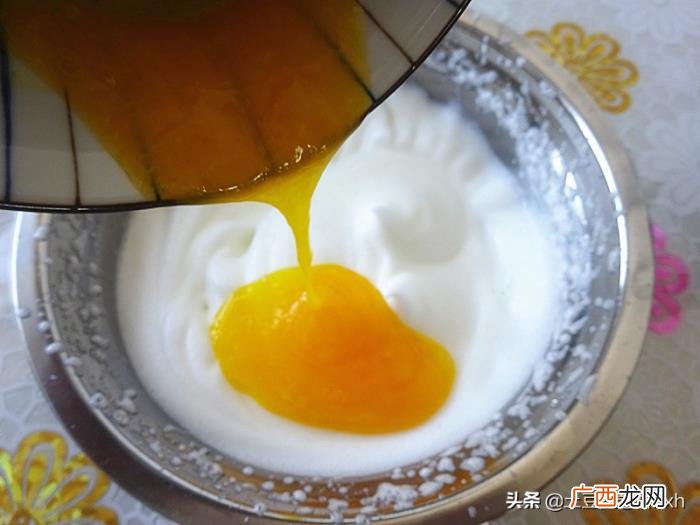 舒芙蕾蛋糕,平底锅就能完成的、入口即化的舒芙蕾式蛋糕