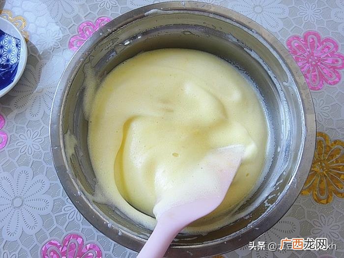舒芙蕾蛋糕,平底锅就能完成的、入口即化的舒芙蕾式蛋糕