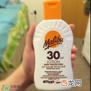 安耐晒防晒霜和玛丽布防晒霜哪个好?有什么区别?