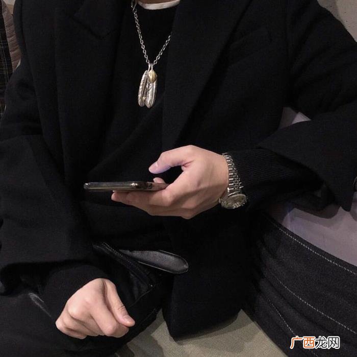 男生喜欢你的5大表现 男生喜不喜欢你会有这些表现