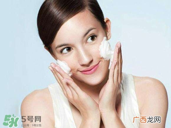 不化妆需要卸妆吗 不化妆也要卸妆吗