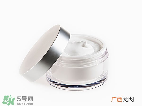乳液和面霜的区别 乳液和面霜怎么用