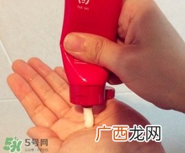 羽西和兰芝哪个好？羽西和兰芝适合年龄肤质