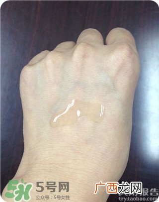 羽西灵芝系列适合什么年龄？羽西灵芝系列适合肤质