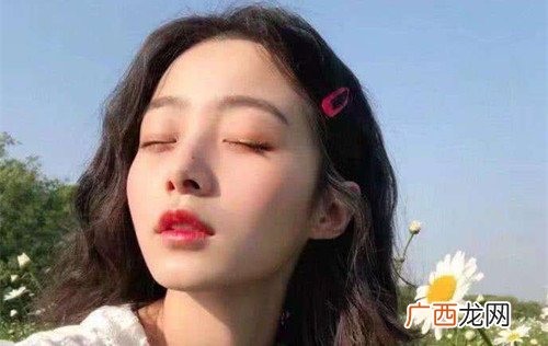 520节日礼物送女友什么比较好？