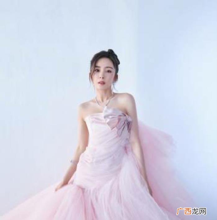 杨幂说杜淳，杨幂看杜淳脱衣服跳舞的表情太真实了