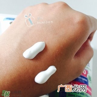 香蕉船防晒霜怎么用?banana boat防晒霜使用方法