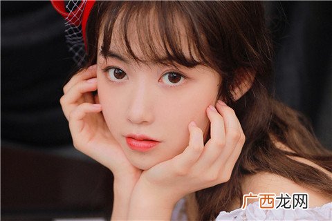 和女朋友语音电话聊什么话题好？