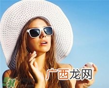 长痘可以涂防晒霜吗?痘痘肌用什么防晒霜?