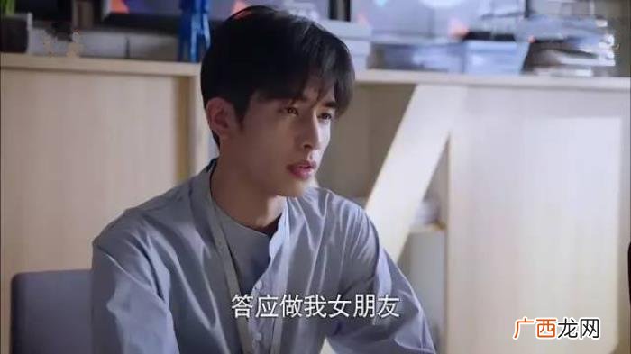 宋茜被强吻,33岁的宋茜被小12岁的宋威龙强吻