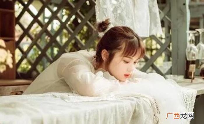 巨蟹女喜欢一个人的表现 巨蟹女喜欢什么样子的男生