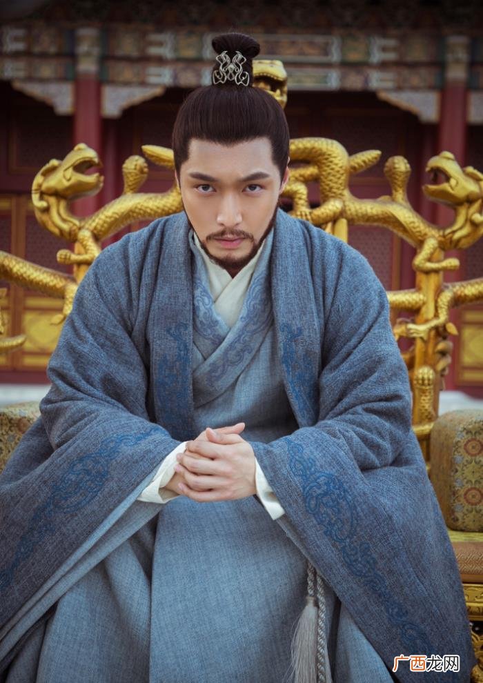 金晨张艺兴，张艺兴第2次做电影男主角搭档金晨