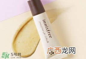 悦诗风吟唇部磨砂膏怎么样？悦诗风吟去角质磨砂膏怎么用？