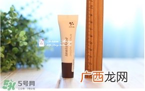 悦诗风吟唇部磨砂膏怎么样？悦诗风吟去角质磨砂膏怎么用？