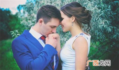 一见钟情的感觉是什么样子的？一见钟情双方都会有感觉吗？