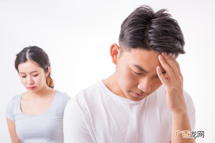 出轨的男人通常会有这三种表现 男人出轨后的三种表现
