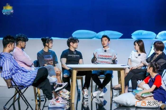 王晓晨男友，王晓晨恋情疑曝光是真的吗男友是谁