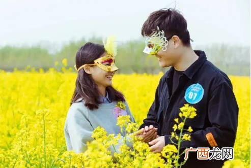 为什么女生说不想谈恋爱，转眼就和别人官宣