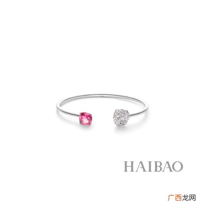 杨幂于朦胧，杨幂、于朦胧、盛一伦佩戴珠...