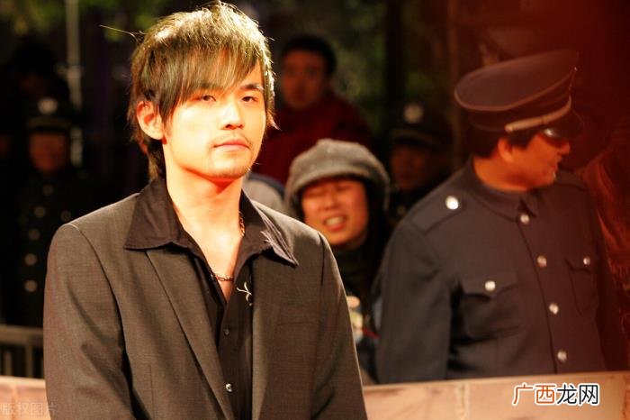 周杰伦对抗，凭一己之力对抗韩流周杰伦他凭什么