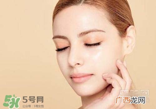 补水霜可以晚上用吗？补水霜晚上怎么用？