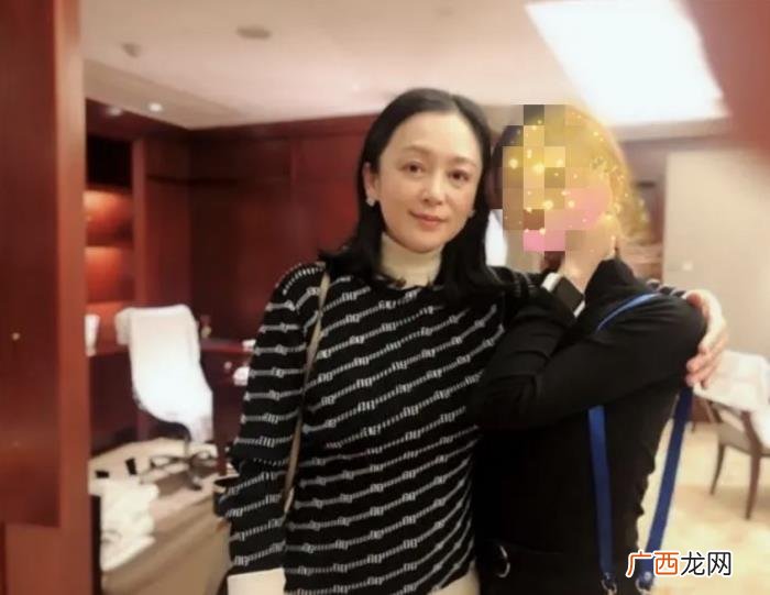 陈飞宇旧照，陈飞宇零点晒妈妈年轻旧照为其庆生