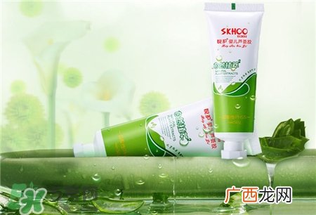 芦荟胶为什么会搓泥?用完芦荟胶脸上有搓泥怎么办?
