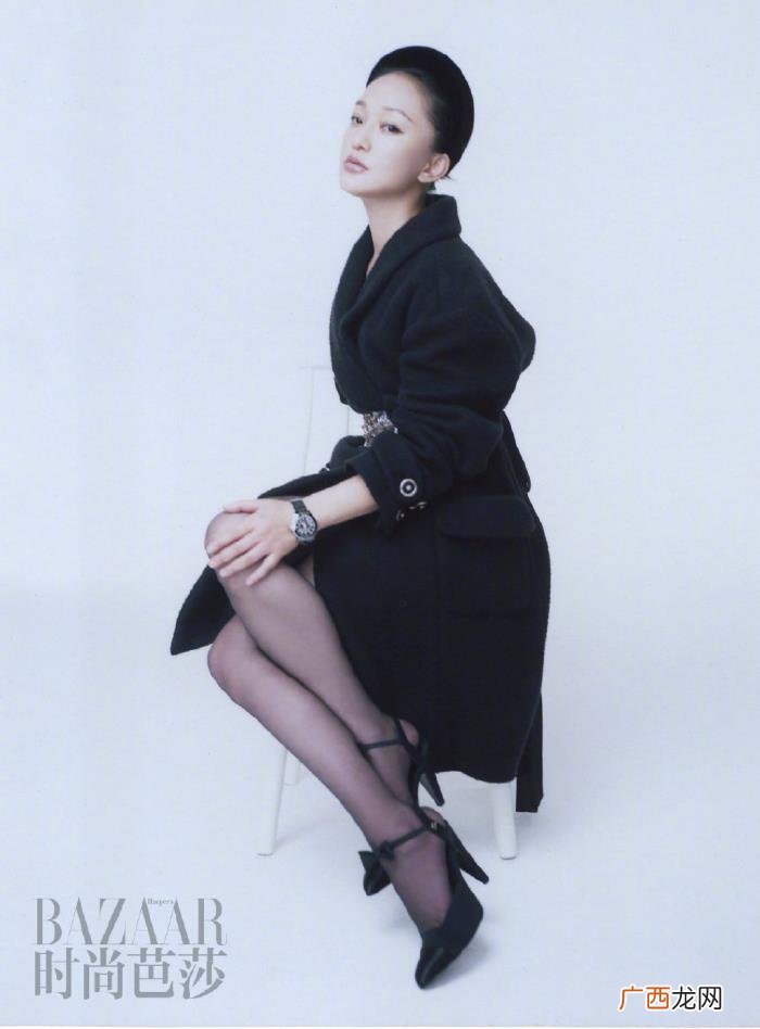 西装背影女，周迅身穿西装上演背影杀重回如懿传