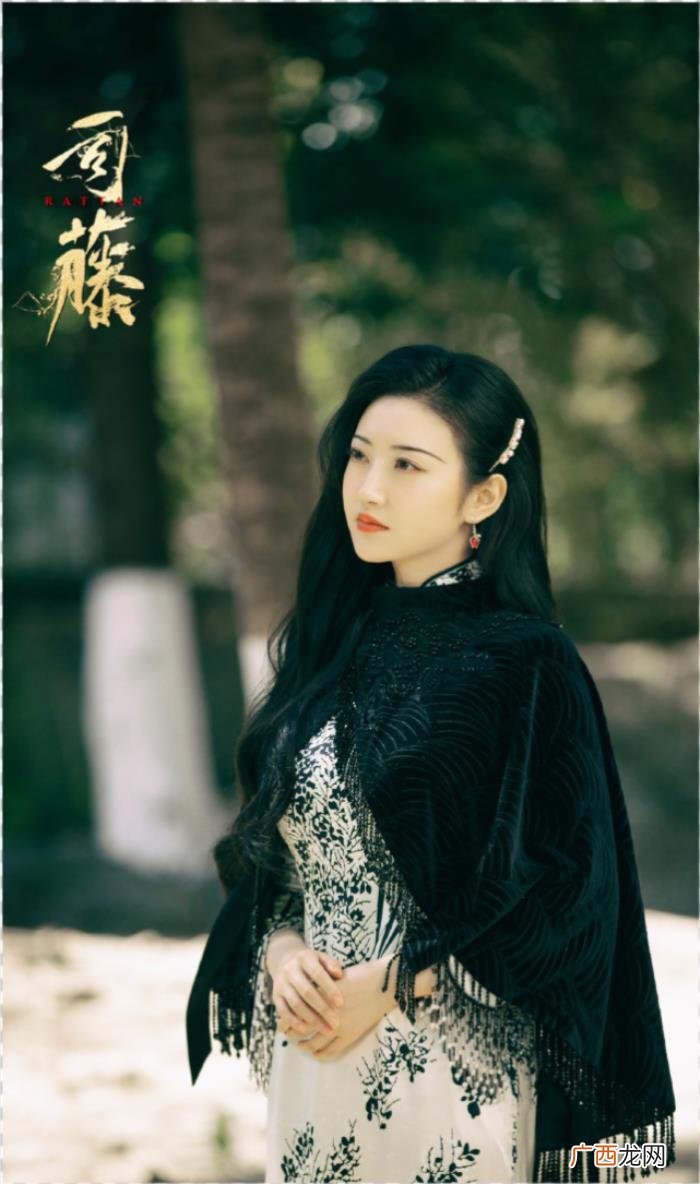 景甜的朋友,景甜看了朋友转发的张彬彬黑历史后给予高度评价