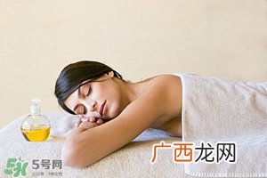 果酸祛痘可以天天用吗?果酸祛痘多久做一次?
