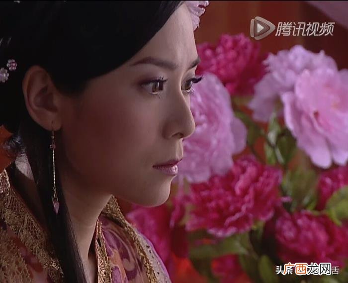 郭羡妮颜值，郭羡妮告诉你什么叫靠颜值撑起的造型