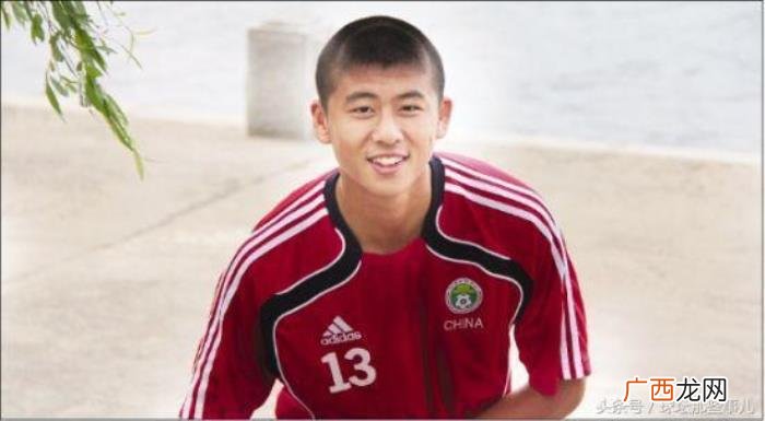 张玉宁发型,中国唯一五大联赛球员张玉宁发型编年史